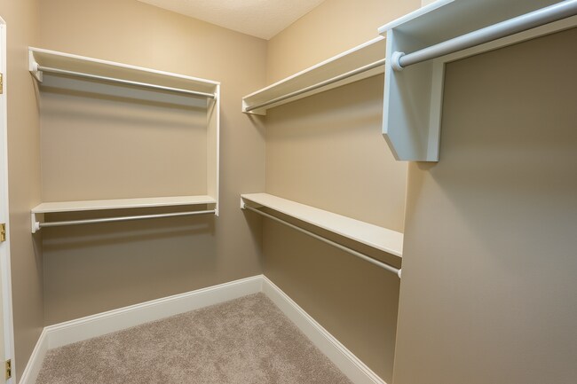 Building Photo - 7453/57 Summerside