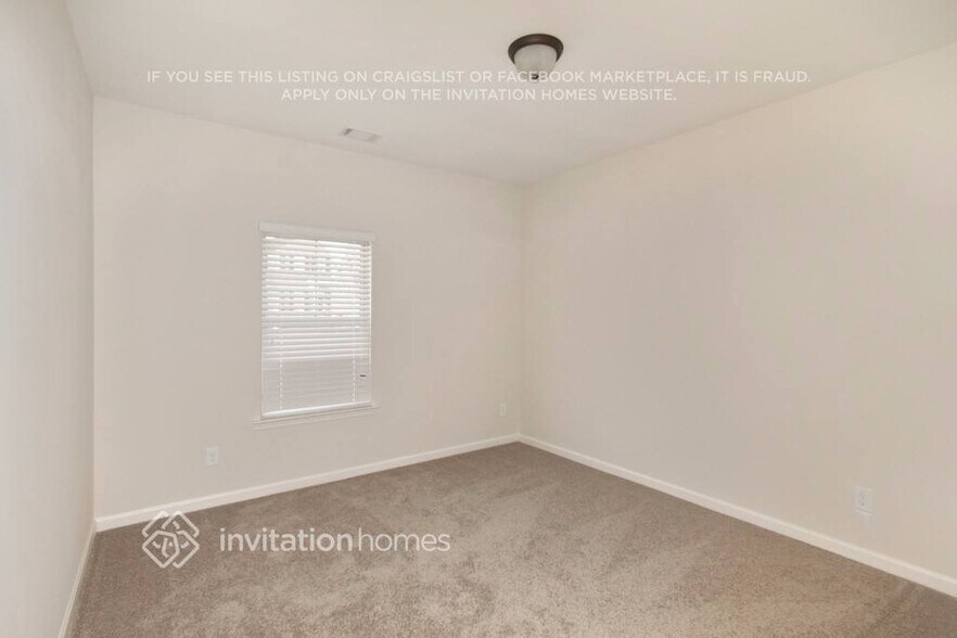 Building Photo - 4253 Violet Way Ct