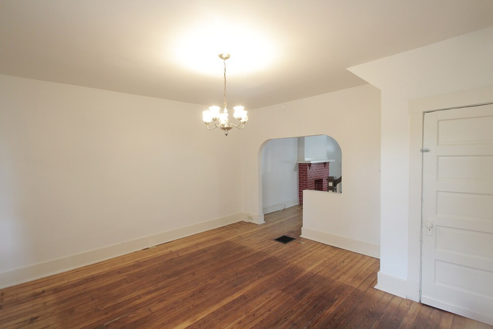 Building Photo - 124 S Trenton Ave
