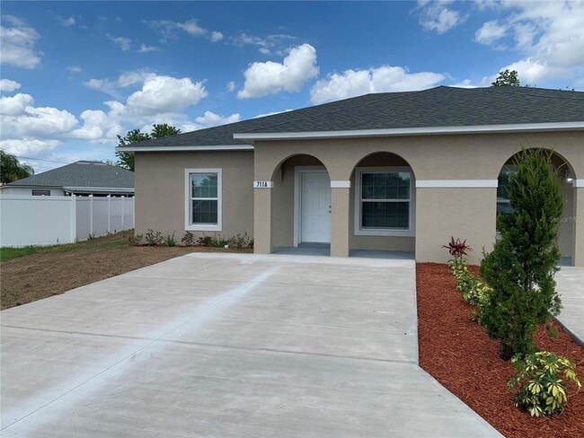 Building Photo - 711 Bluebill Pl