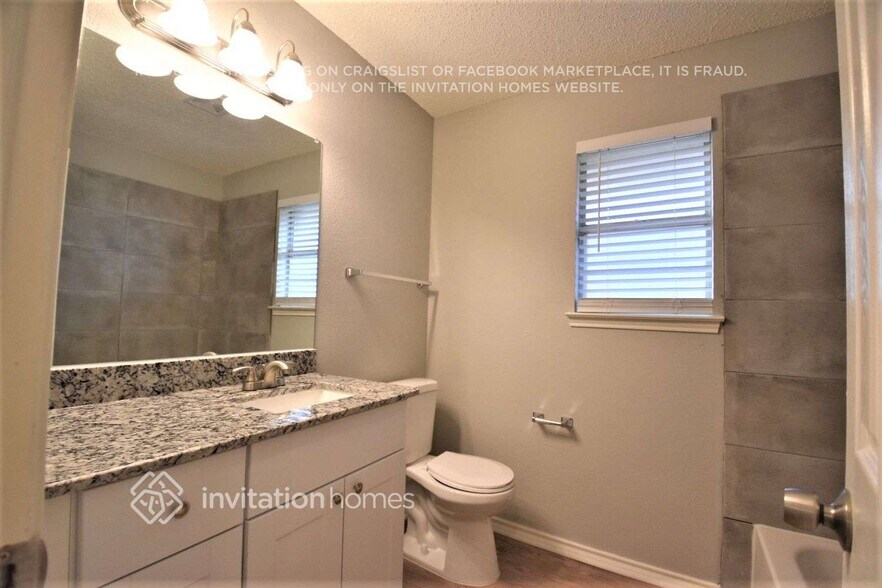 Building Photo - 7304 Glen Dr