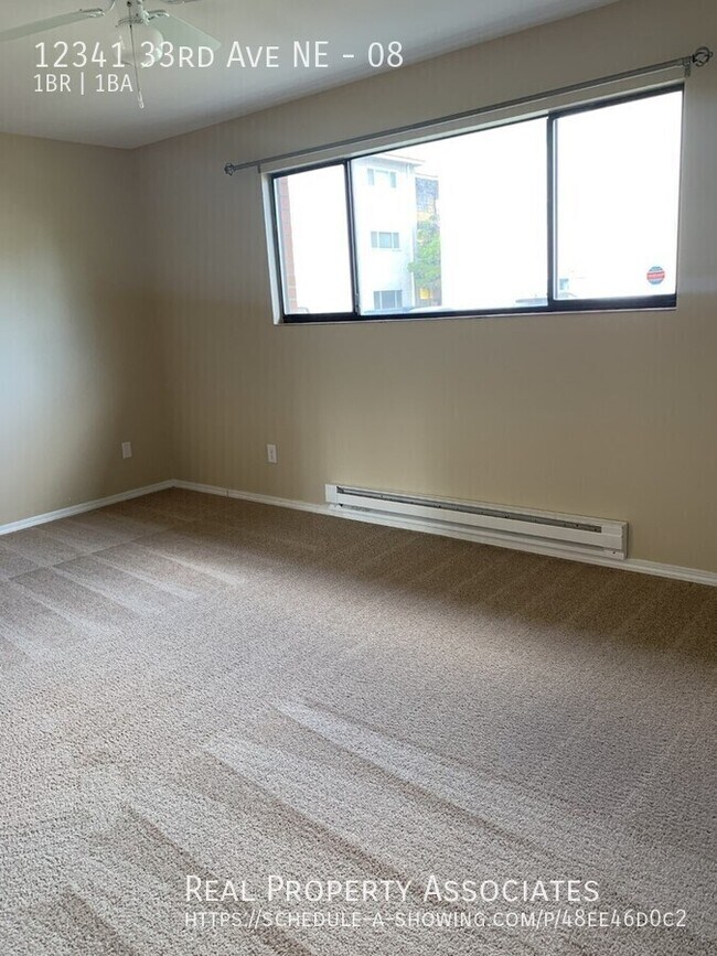 Building Photo - 12341 33rd Ave NE