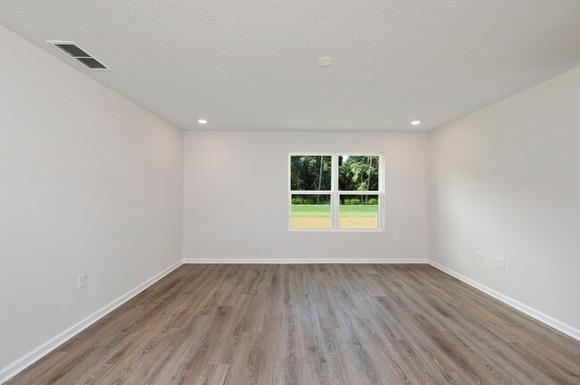Building Photo - Home in Redstone Commons