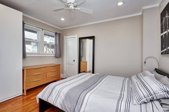 Building Photo - Long Realty & Property Management - Lovely Park Hill Home