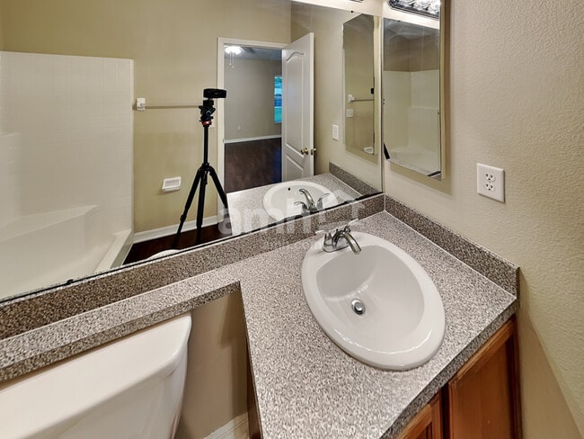 Building Photo - 8116 Canterbury Lake Boulevard