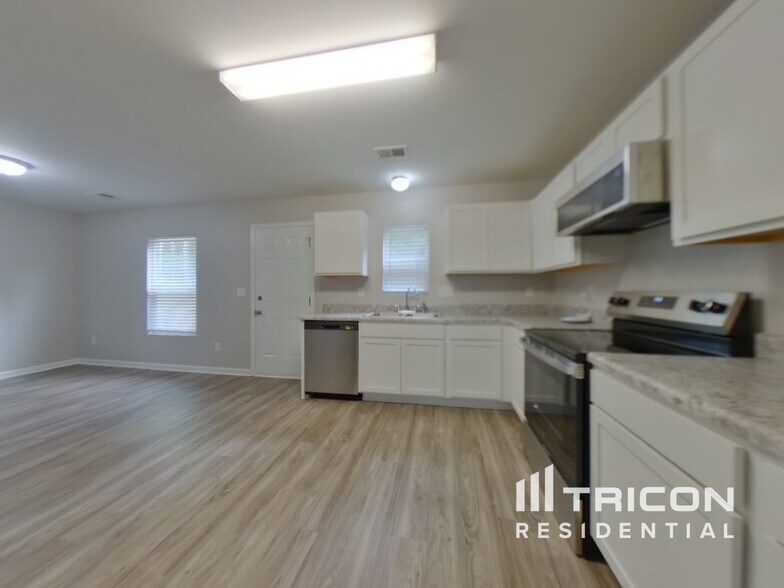 Building Photo - 316 Cedar Ridge