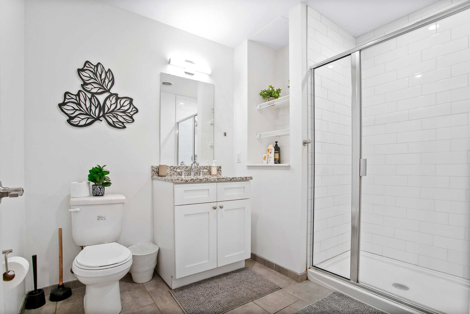 Building Photo - 209 9th St