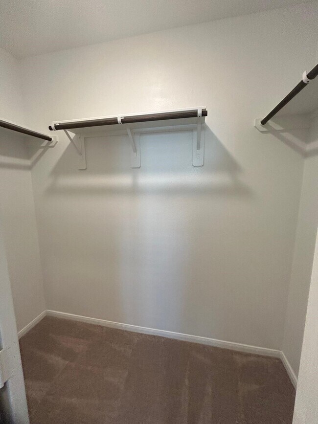 Building Photo - 17630 Chisel Plow Dr