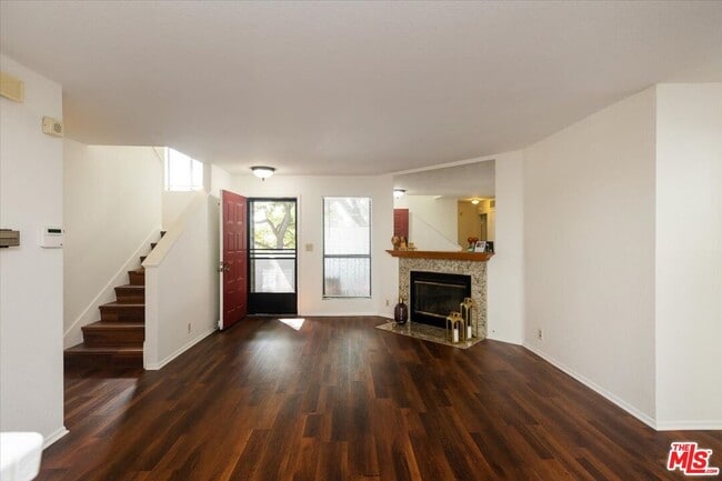 Building Photo - 279 E Glenarm St