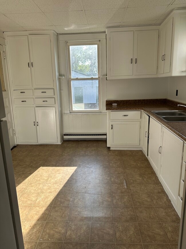 Building Photo - 11 LLC-93 Sailly Avenue