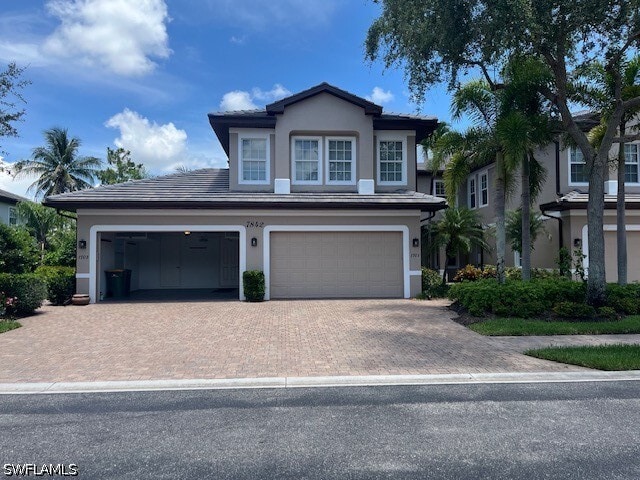 Building Photo - 7842 Hawthorne Dr