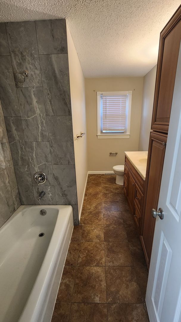 Building Photo - Gem of a Home - Don't miss your opportunity on this fantastic home!