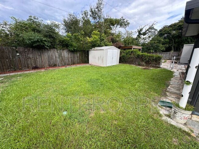 Building Photo - 10465 Riva Ridge Trail