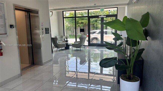 Building Photo - 8001 NW 41st St