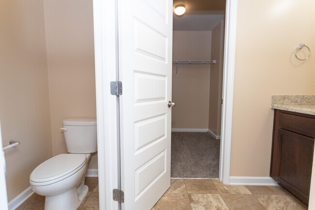 Building Photo - 4632 Southwind Rd