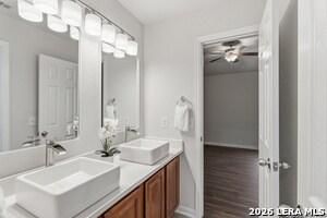 Building Photo - 922 Desert Bluff