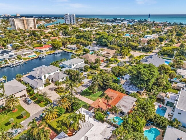 Building Photo - 3204 Beacon St