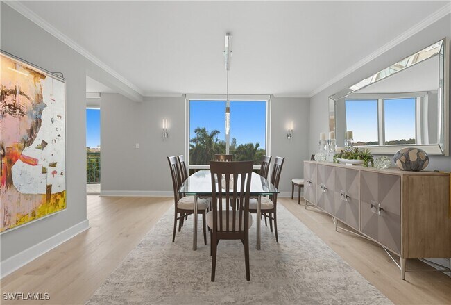 Building Photo - 7515 Pelican Bay Blvd