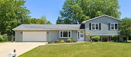 Building Photo - 2707 Chapel Ln
