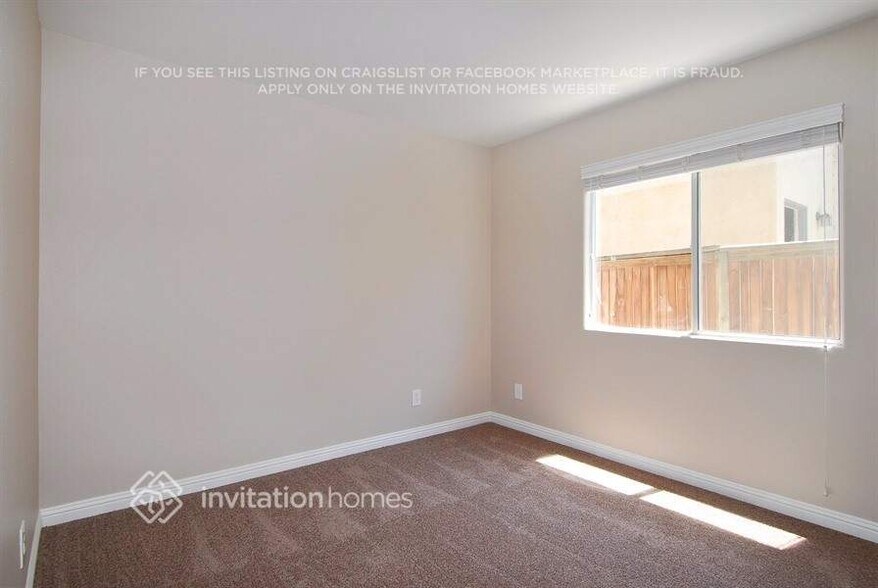 Building Photo - 26683 Alta Ave