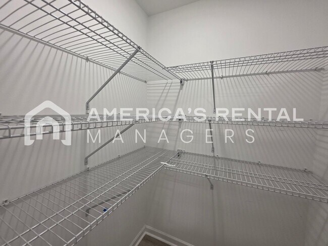 Building Photo - 10319 Bramlett Way