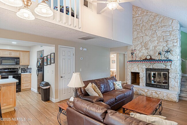Building Photo - 8542 Goldeneye Ln