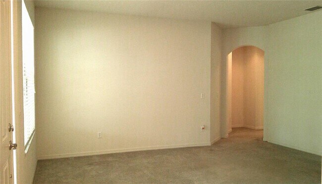 Building Photo - 609 Cedar Waxwing Dr