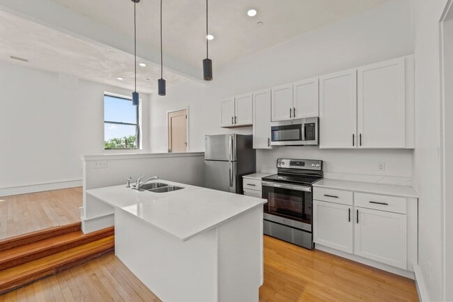 Interior Photo - Palace Apartments