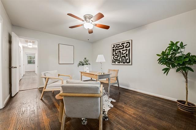 Building Photo - 6848 Town N Dr