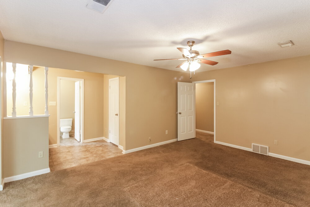 Building Photo - 6708 Henredon Dr