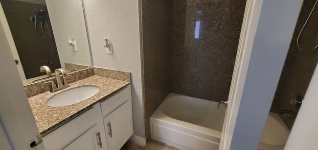 Building Photo - Bella Vita Beauty - New Upgrades & Resort-Style Amenities