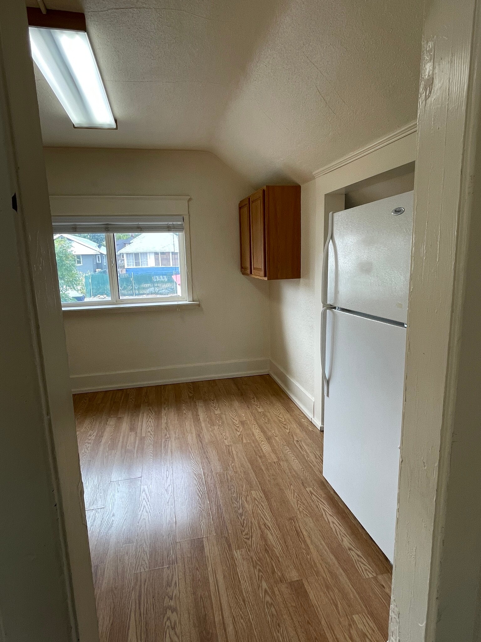 Building Photo - 412 S Mission St