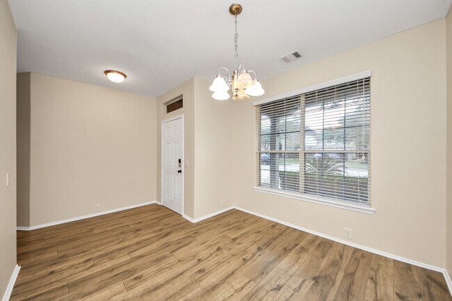 Building Photo - 6003 Baileys Run Ln