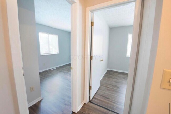 Building Photo - 3518 Westbay Dr