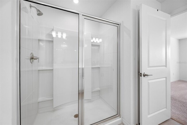 Building Photo - 5913 Laurelcrest Gln