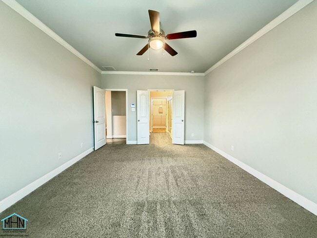 Building Photo - 8720 Indian Bluff