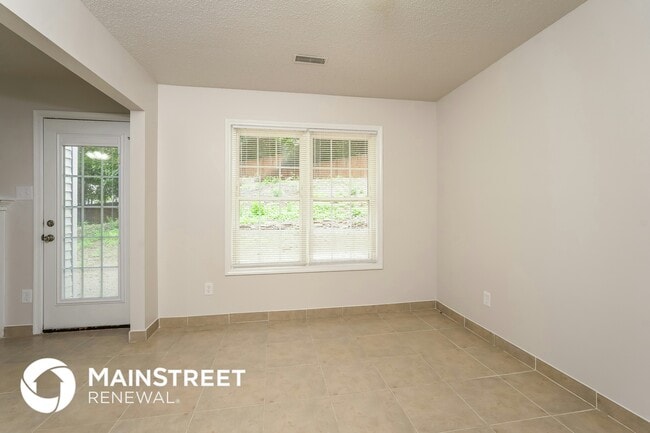 Building Photo - 5603 Green Apple Dr