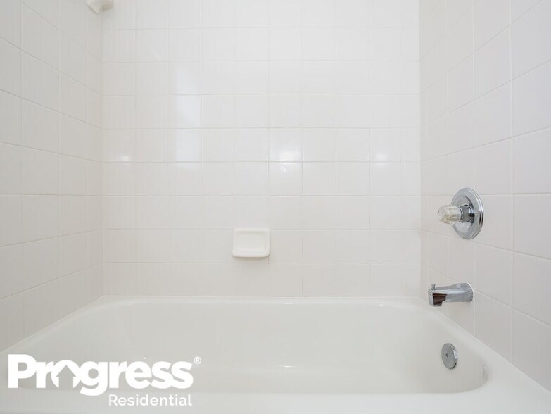 Building Photo - 8606 Baneberry Ct