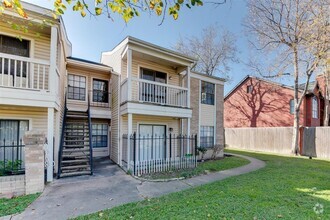 Building Photo - 2750 Holly Hall St