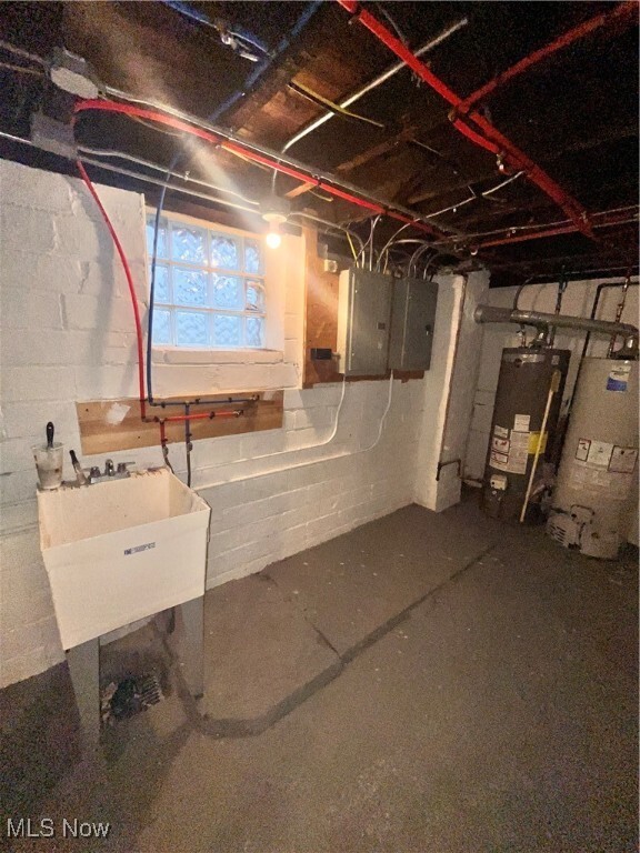 Building Photo - 1448 W 84th St
