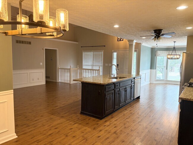 Building Photo - 501 Hearthstone Ridge