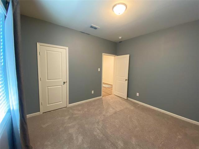 Building Photo - 3013 Aspen Dr