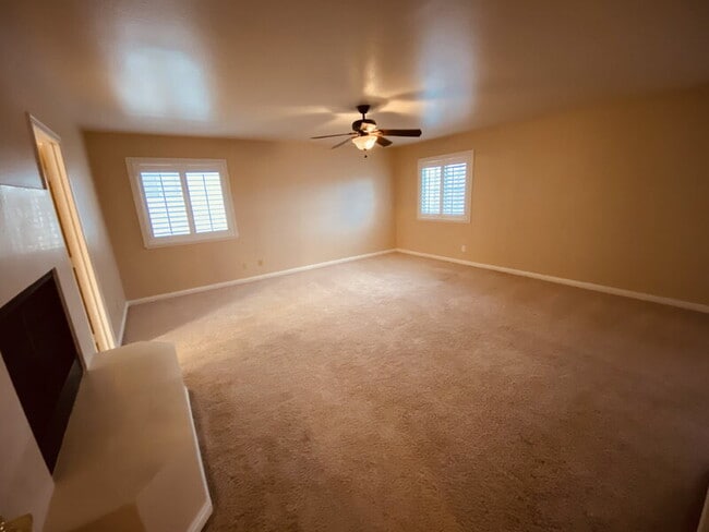 Building Photo - 8217 Ocean Terrace Way