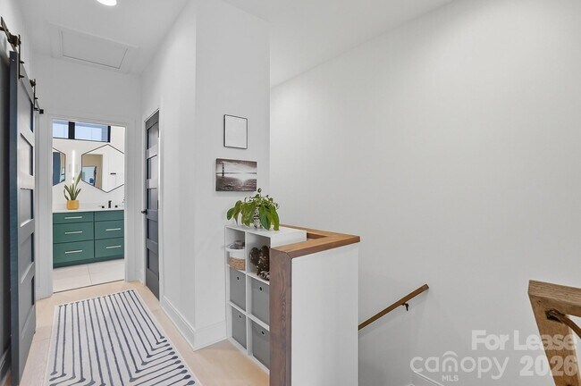 Building Photo - 1003 Zinc Ln