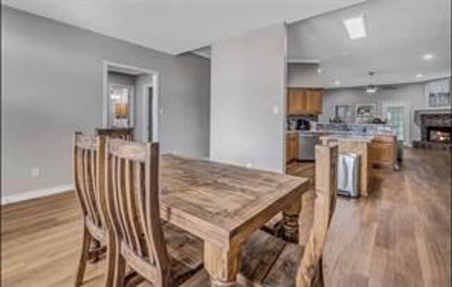 Building Photo - This fantastic 5/3 in Dove Crossing