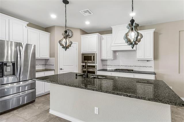 Building Photo - 3010 Lily Ln