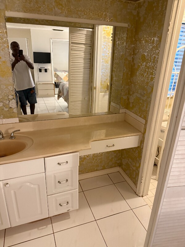 Building Photo - 9111 NW 25th Ct