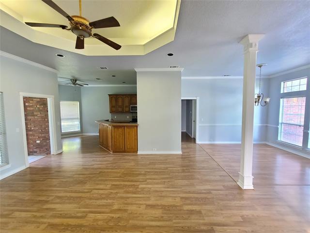 Building Photo - 9020 Monticello Dr