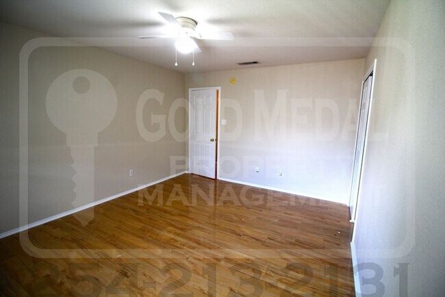 Building Photo - 106 Harvest Loop