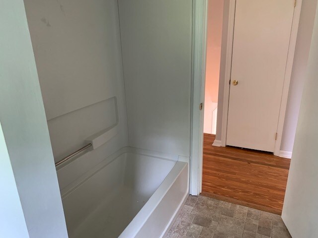 Bathroom - 808 Lauber Rd